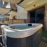 Apartment Kominkowy Chill - Jacuzzi, Sauny & Wybrane Z Prywatnym Jacuzzi Zakopane