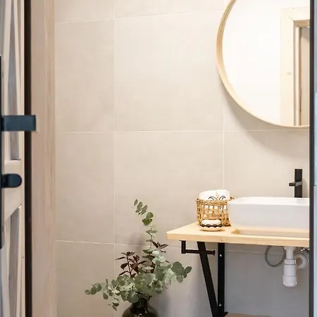 Kominkowy Chill - Jacuzzi, Sauny & Wybrane Z Prywatnym Jacuzzi Appartement Zakopane