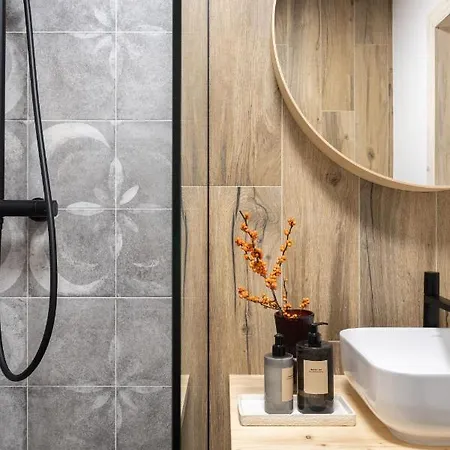 Kominkowy Chill - Jacuzzi, Sauny & Wybrane Z Prywatnym Jacuzzi Apartment *